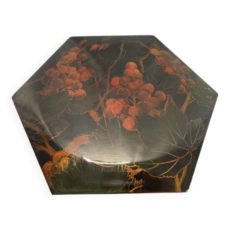 China, large hexagonal lacquered wood box 20th century