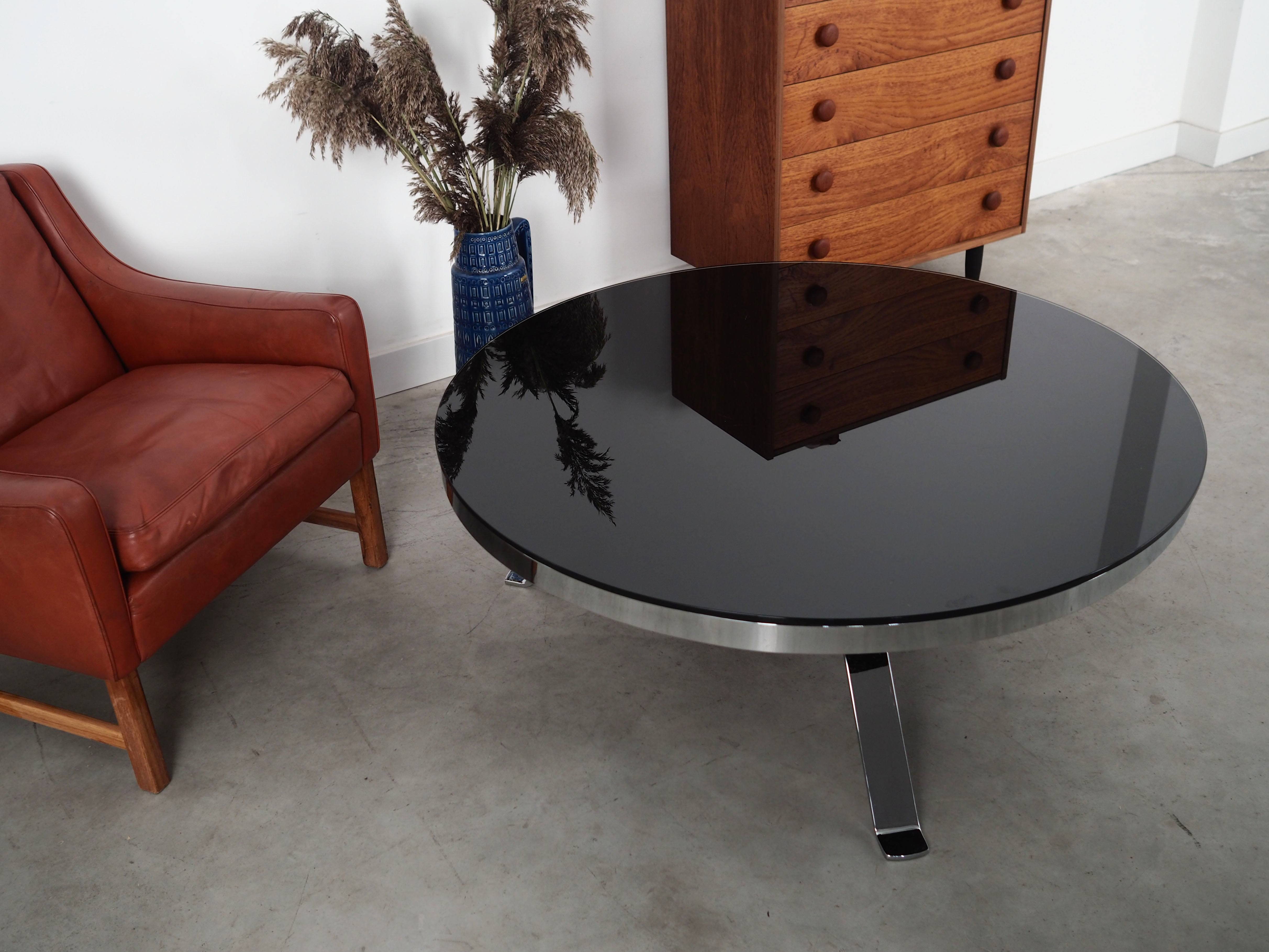 Round coffee table, Danish design, 1970s, made in Denmark