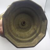 Old planter on foot in hammered brass pushed back height 44 cm