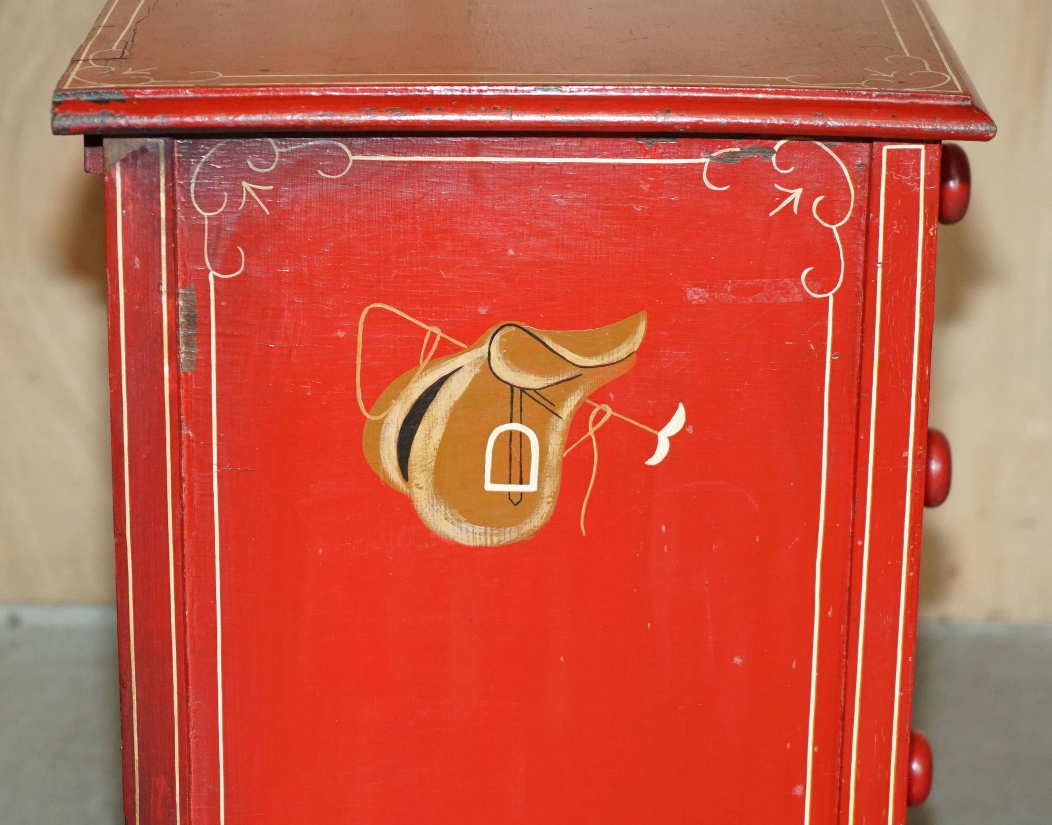 Hand-painted Victorian pine commode featuring a horse and jockey.