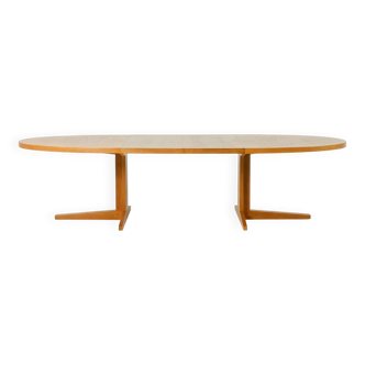 Table ovale extensible extra large en chêne danois, attribuée à Skovby, années 1970