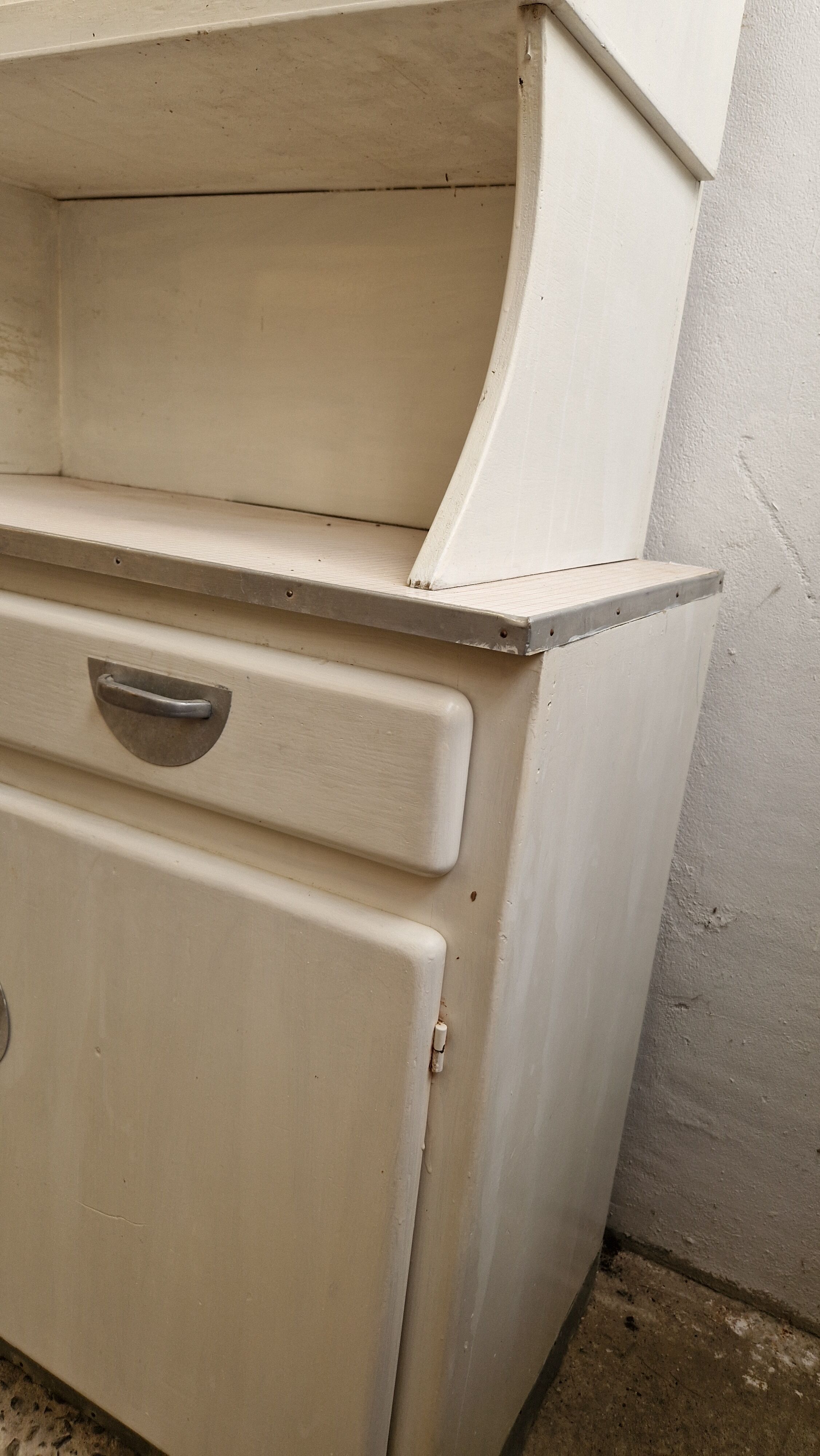 Kitchen furniture