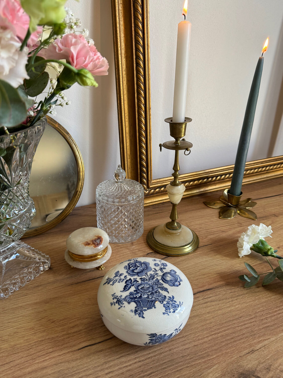 Vintage English bonbonnière