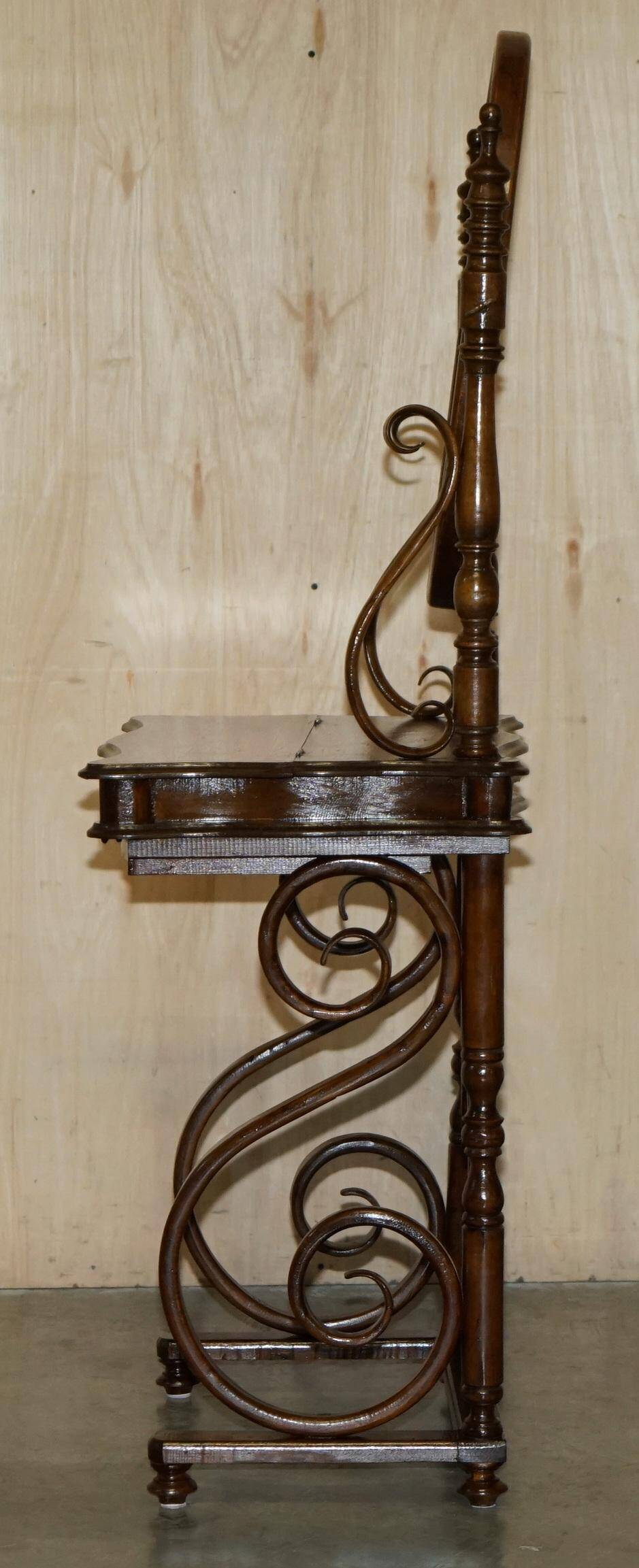 Victorian Thonet dressing table in bent wood with adjustable stool.