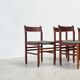 Ensemble de six élégantes chaises de salle à manger italiennes