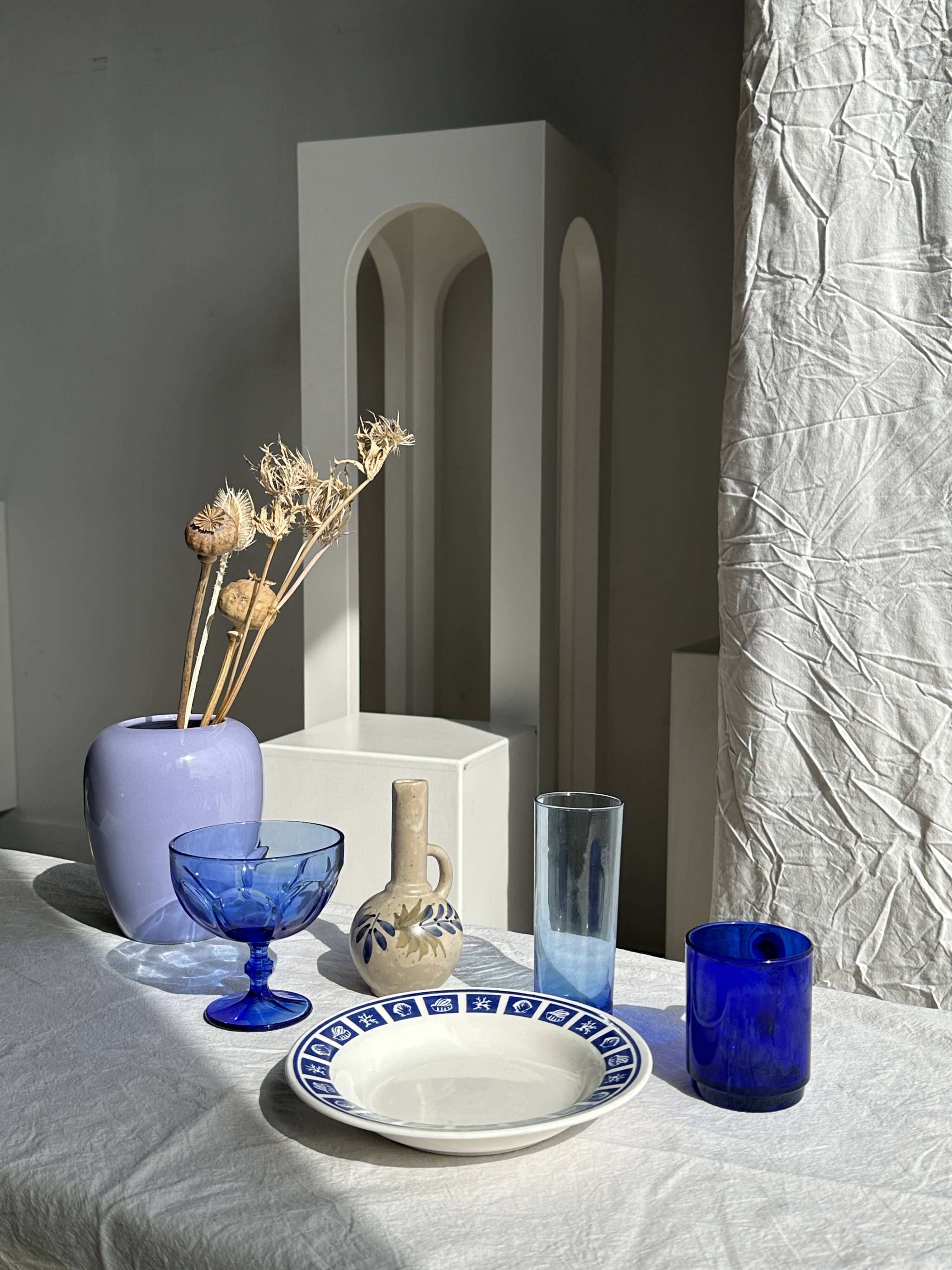 5 blue glass stemmed ice cream bowls