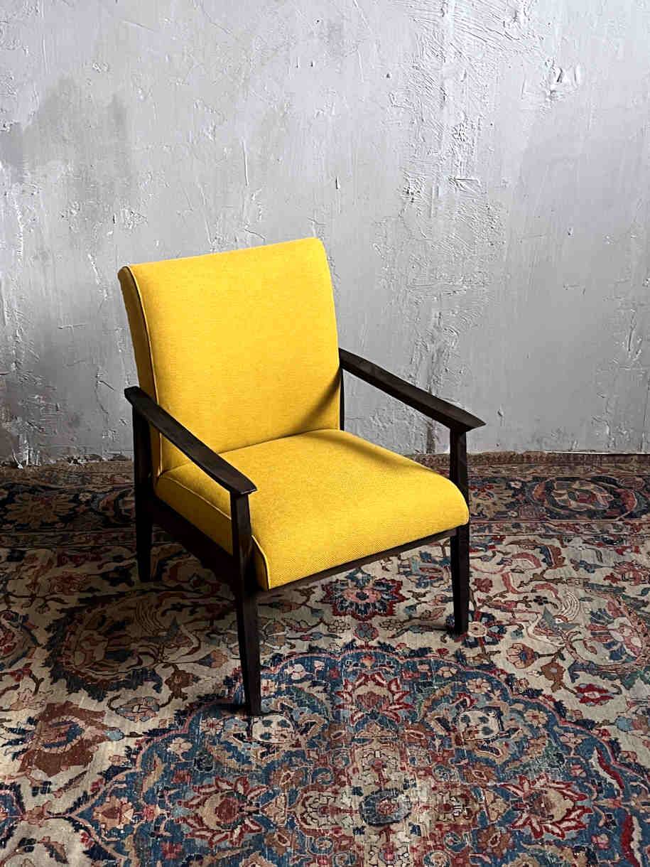 Fauteuil vintage restauré par ton (années 1960)