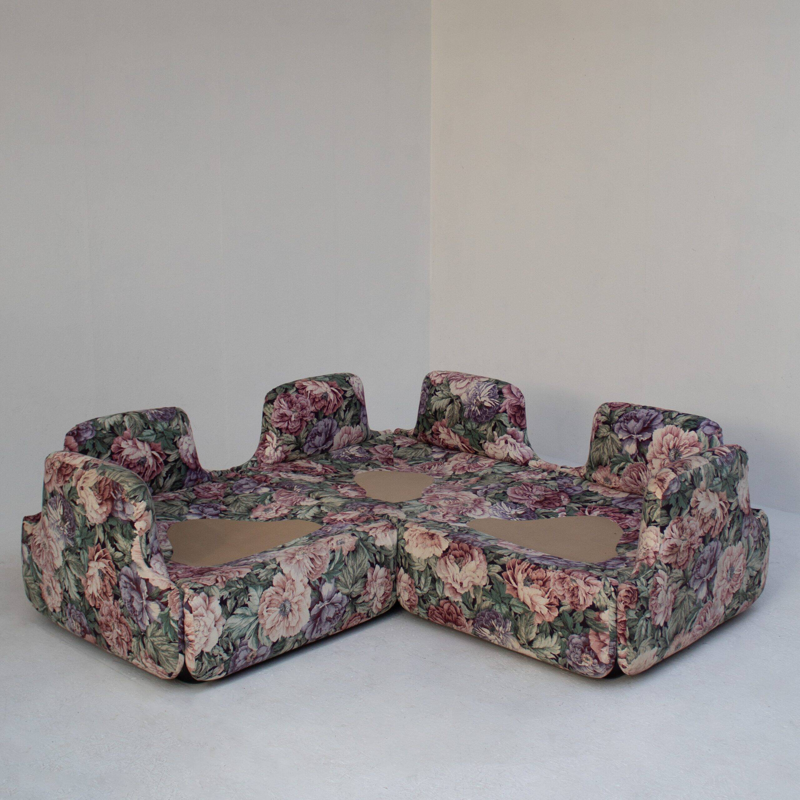 Confidential Sofa by Alberto Rosselli for Saporiti