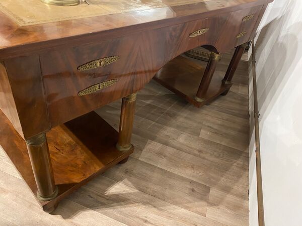 Bureau ministre de style empire