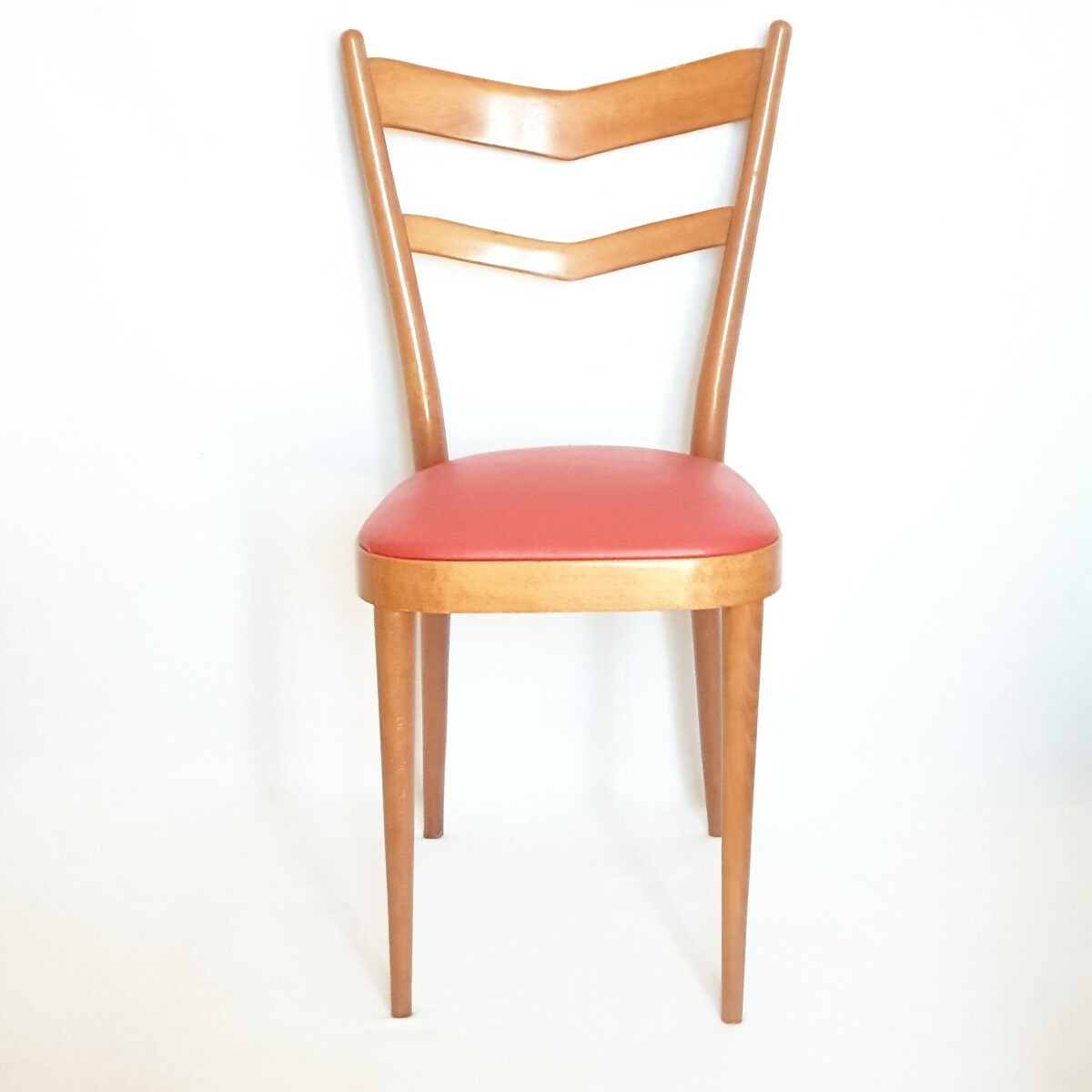 Vintage Italian chair design from the 1960s.