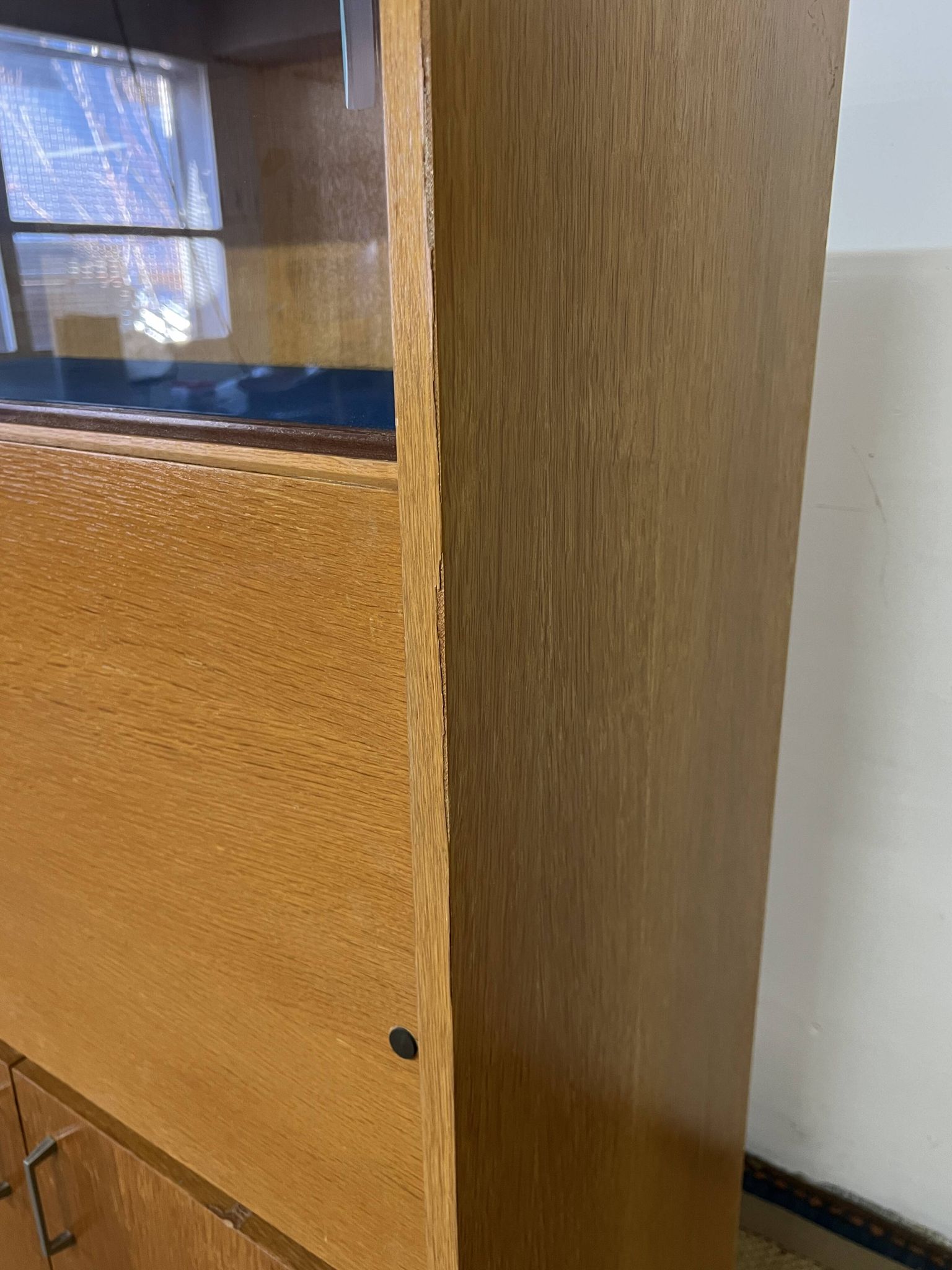 Petite armoire secrétaire vintage