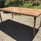 Collapsible solid oak farm table