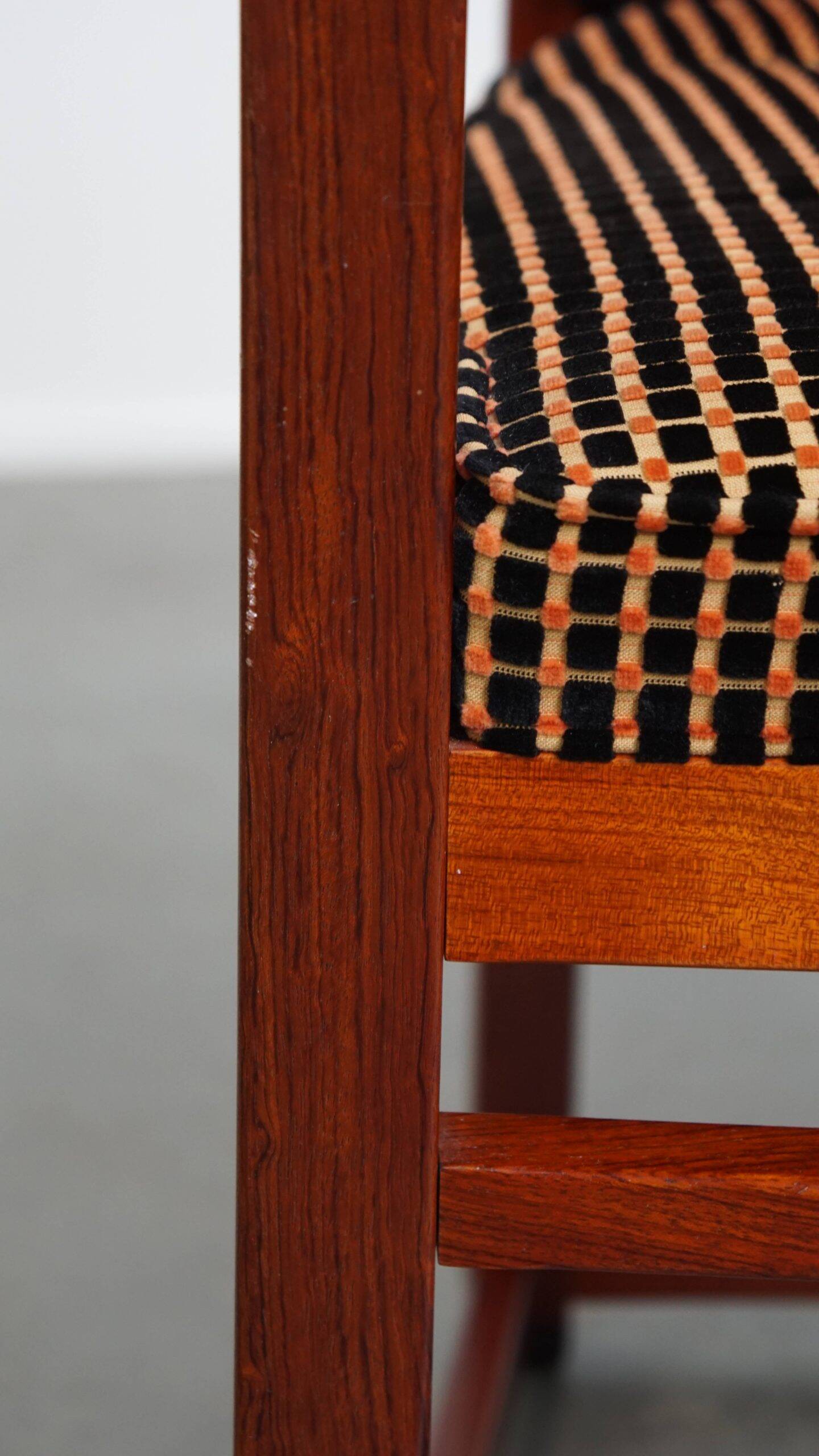 Art Deco side chair with armrests by Schuitema from the Decoforma series