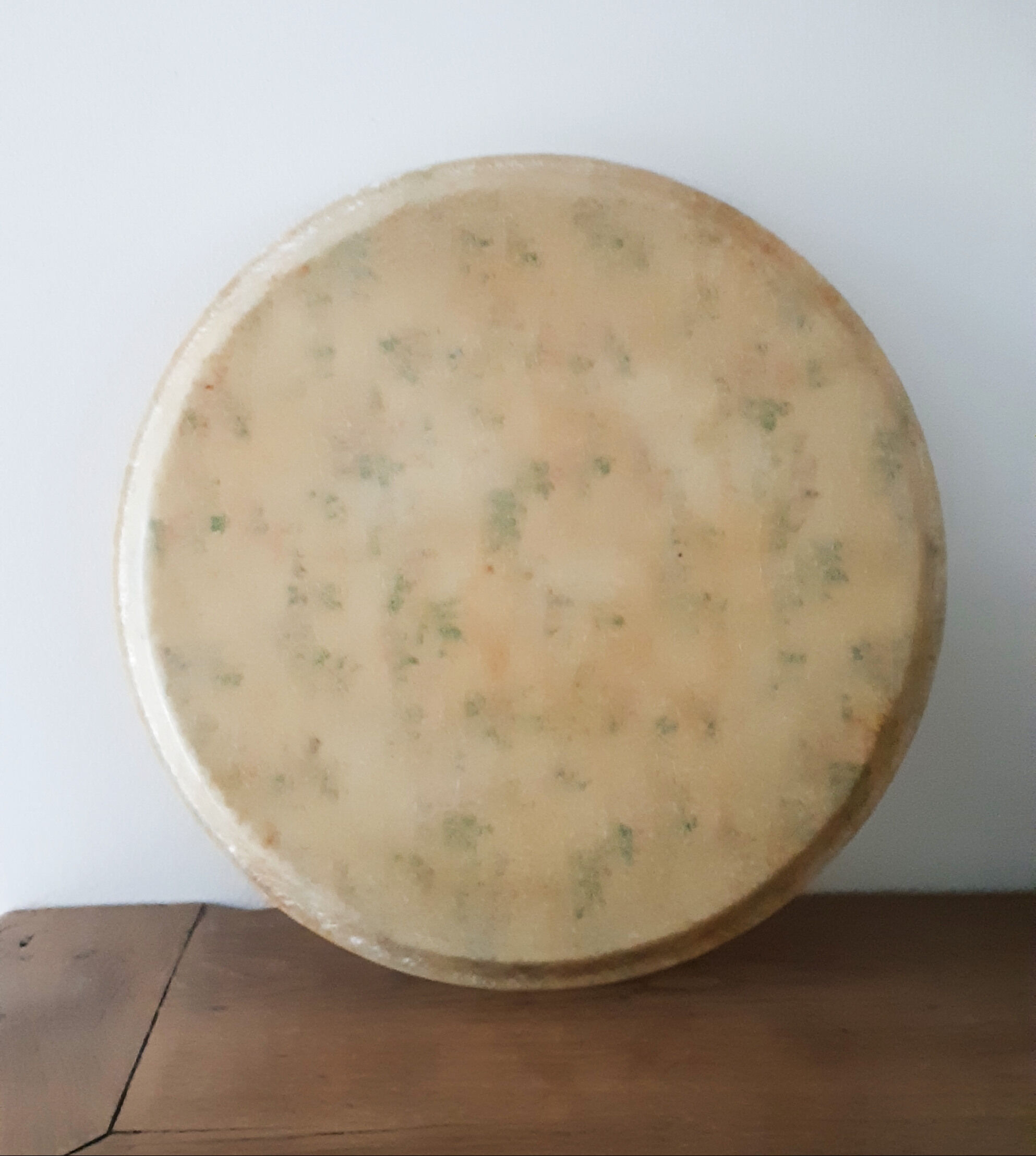 Round fiberglass serving tray