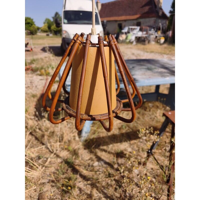 Suspension vintage en rotin