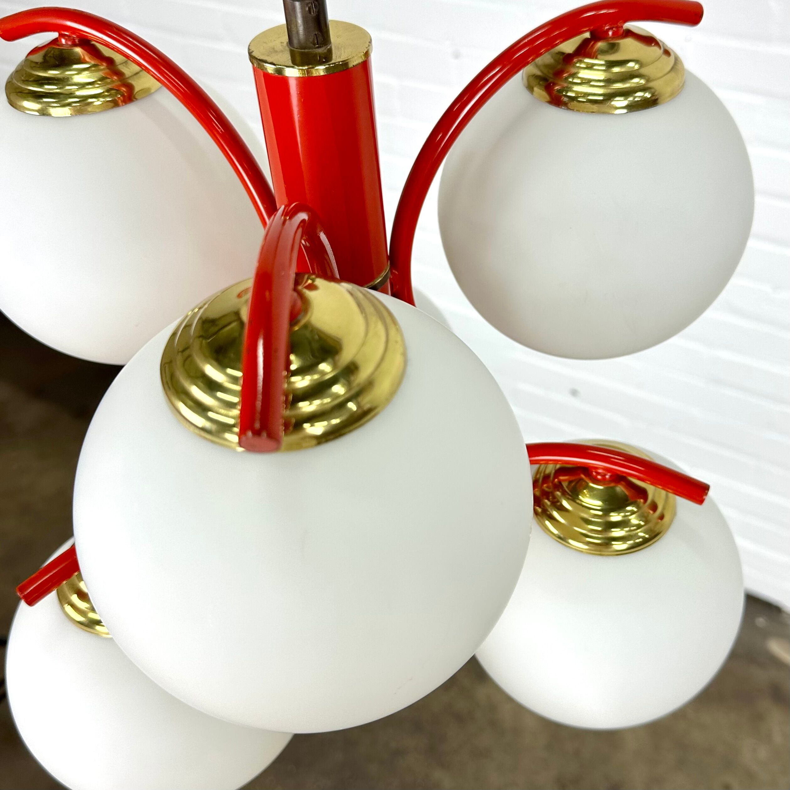 Richard Essig space age design lampe suspendue rouge