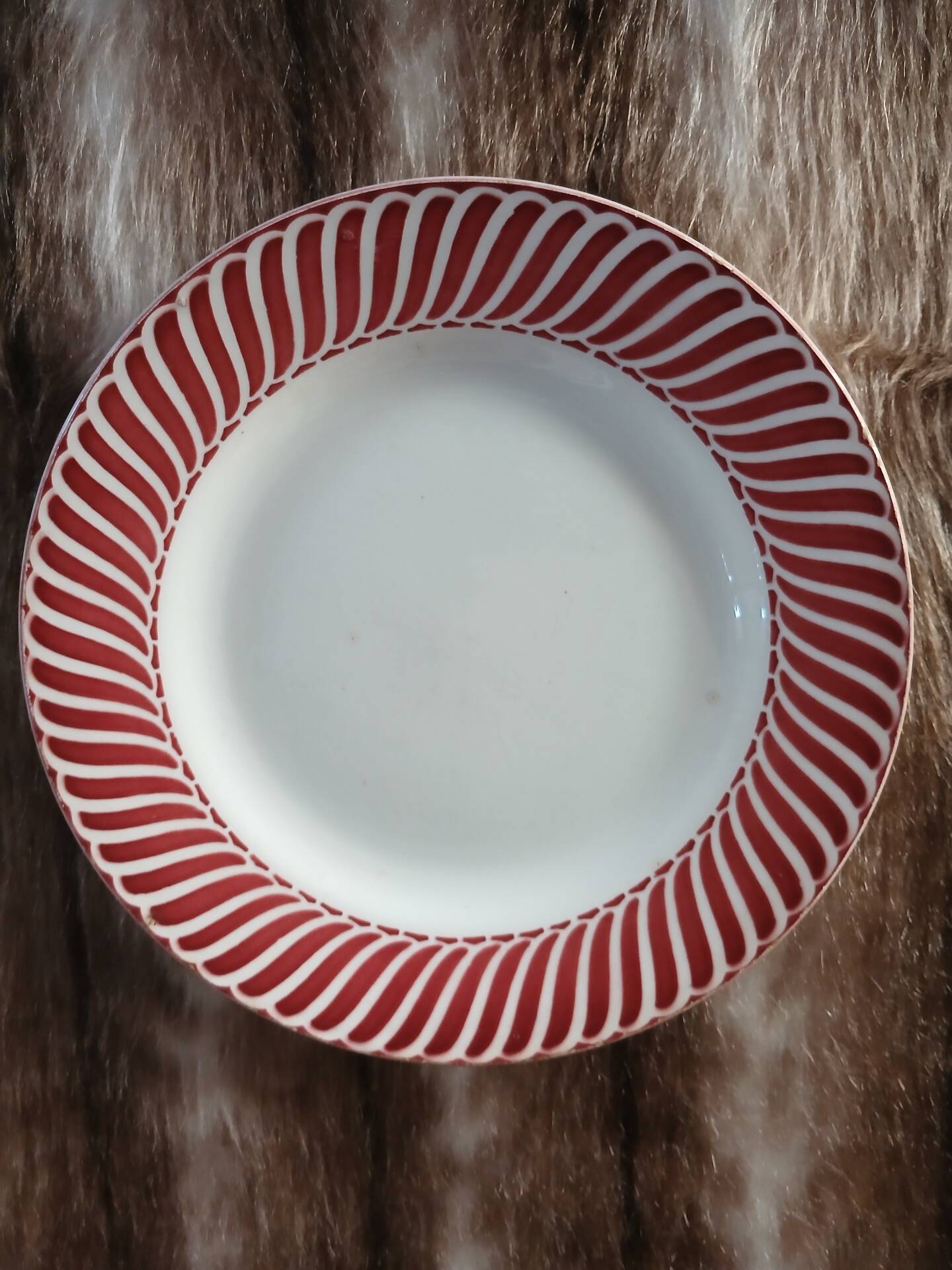 3 antique flat plates from Digoin and Sarreguemines