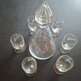 Port decanter and its 6 glasses