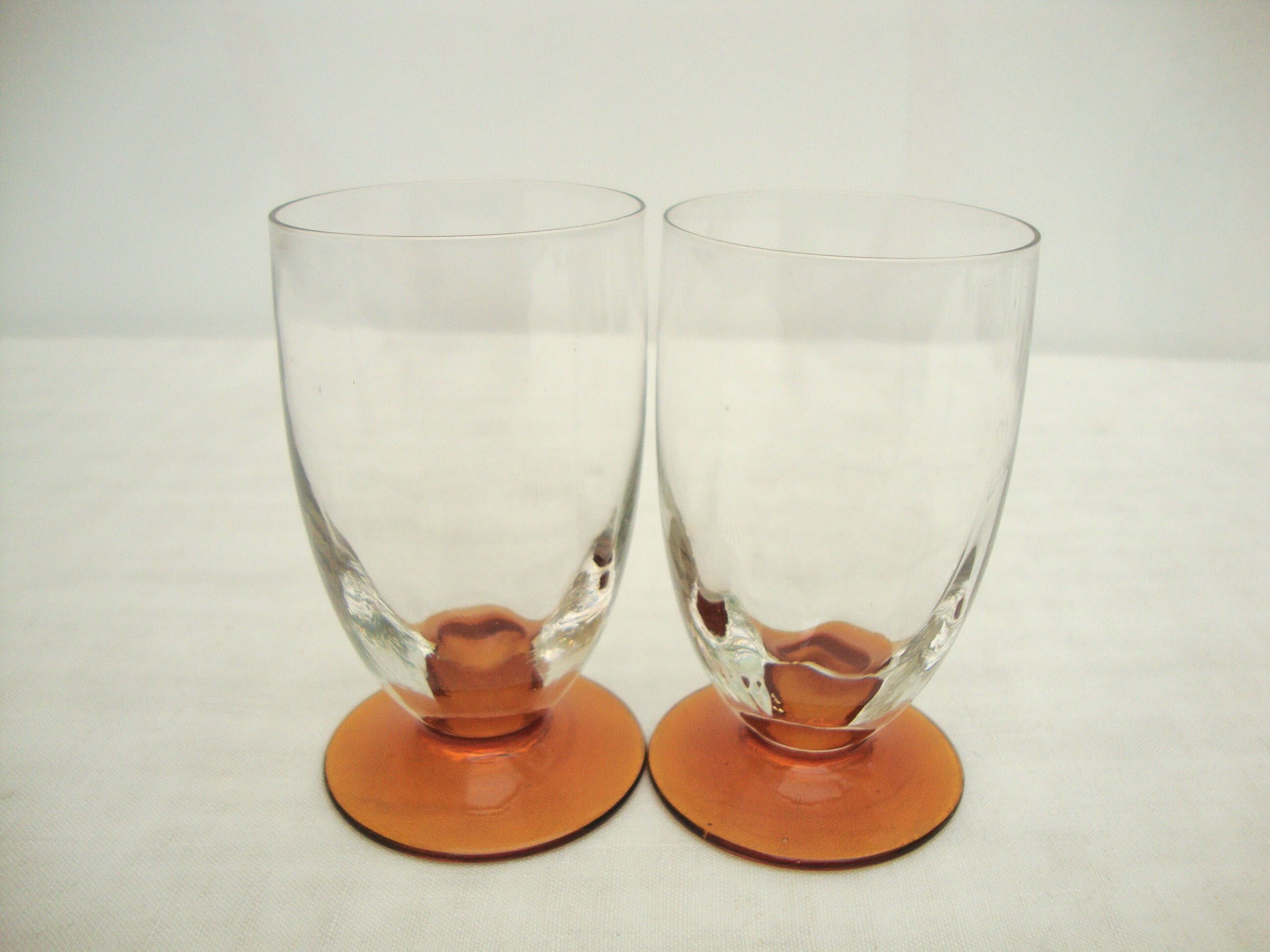 Set of 10 cup and carafe glasses