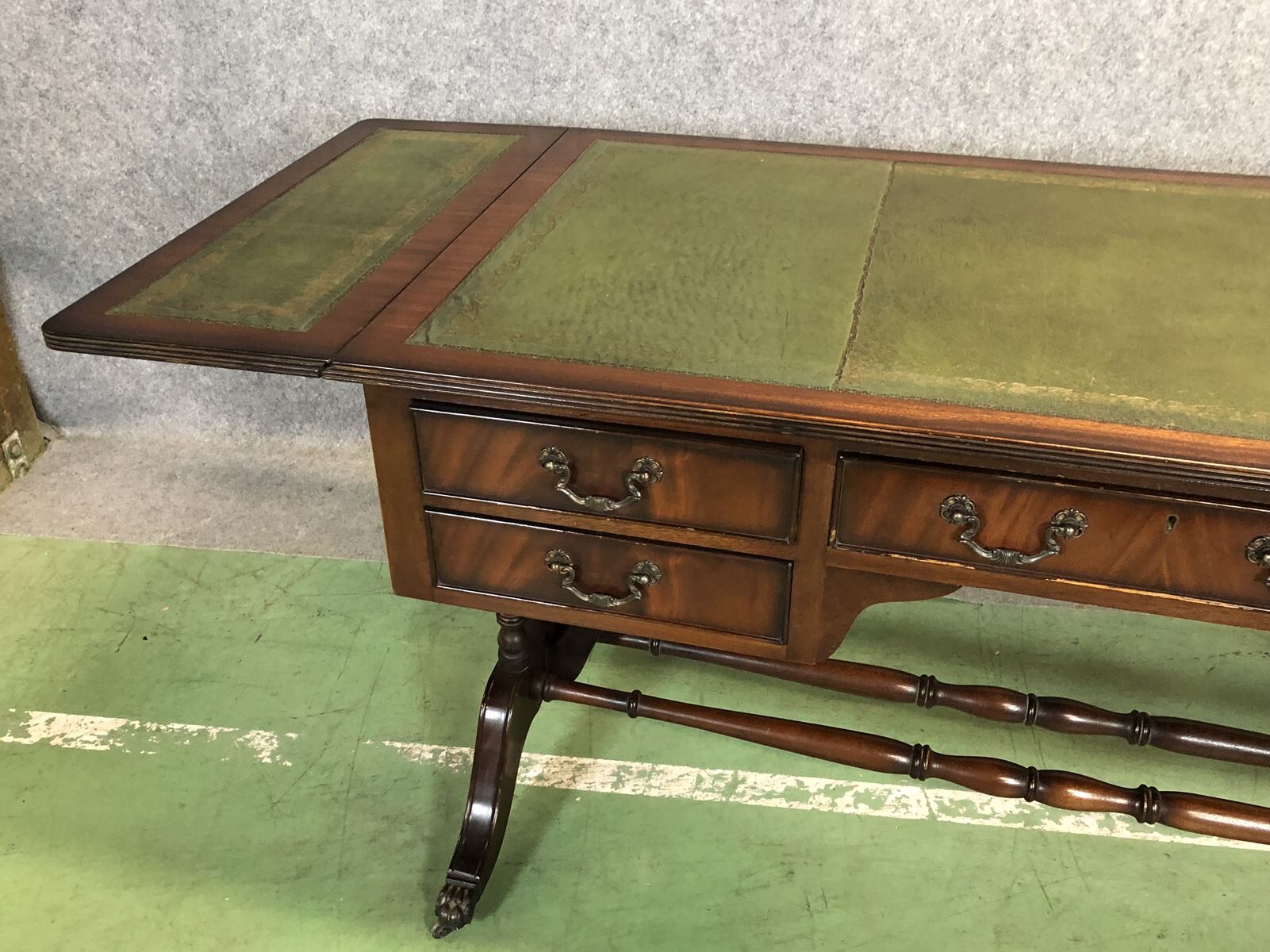 Folding desk English 50s mahogany and leather