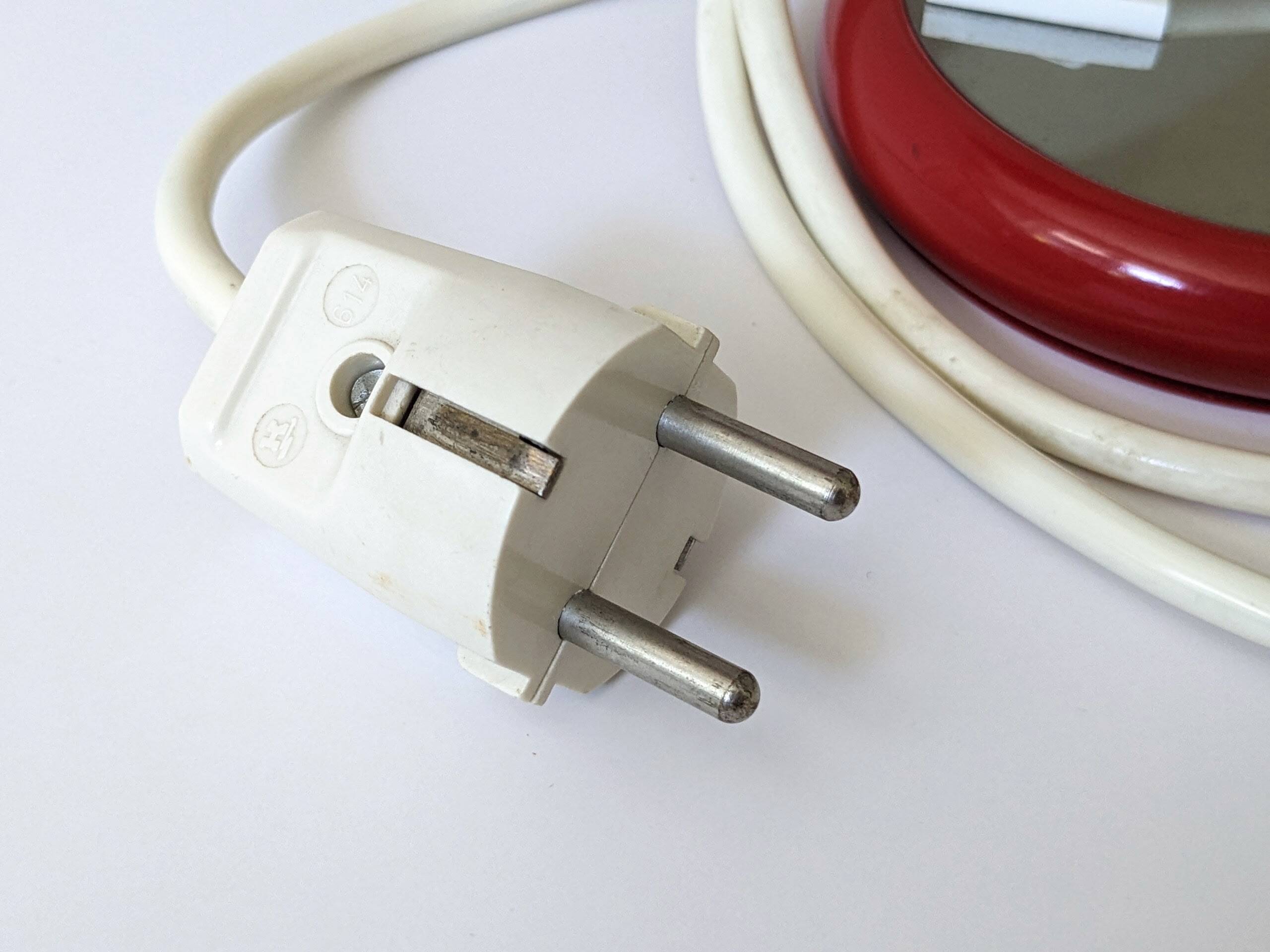 Lampe de bureau Richard Essig rouge et chrome des années 70