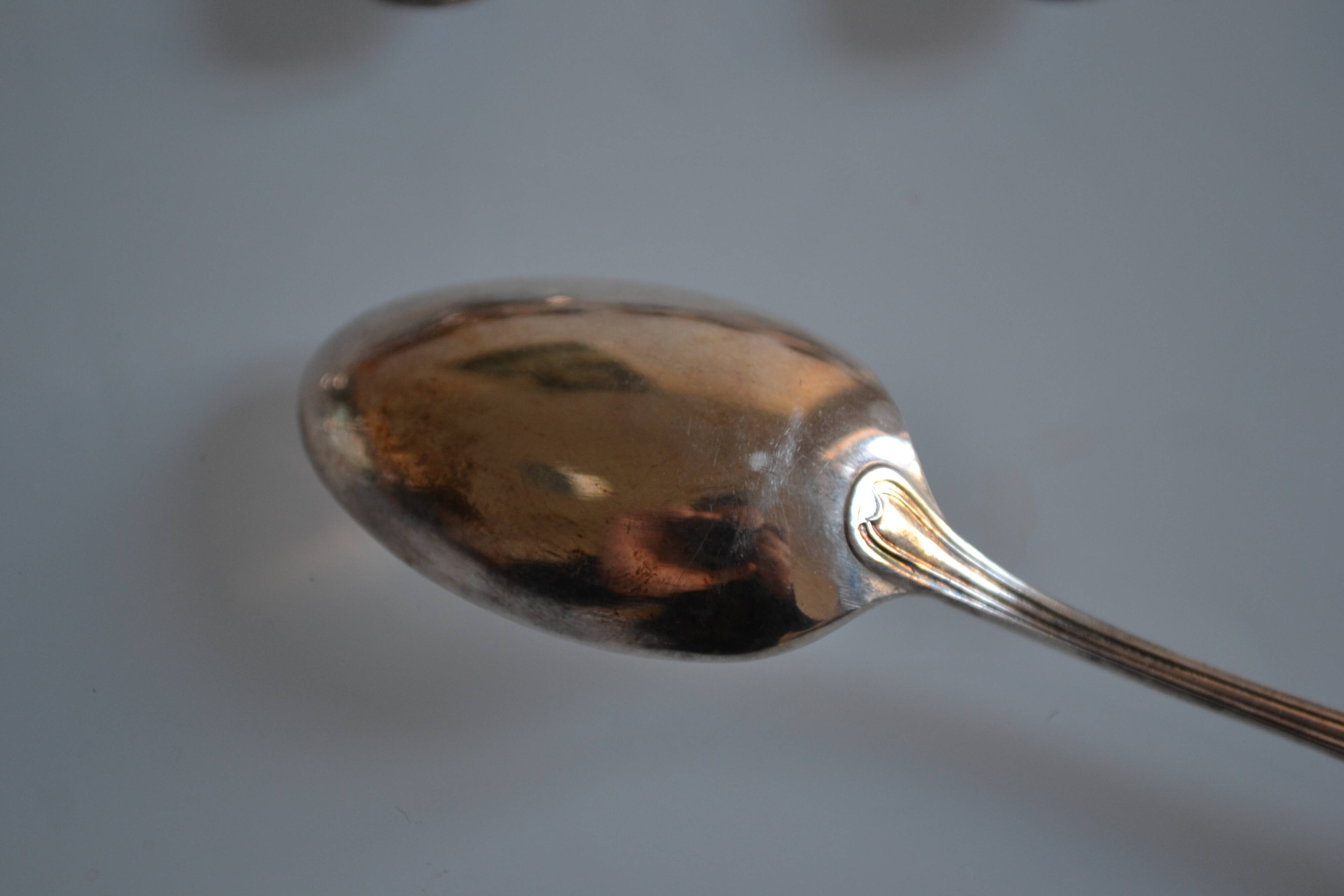 12 Silver-plated metal mocha spoons