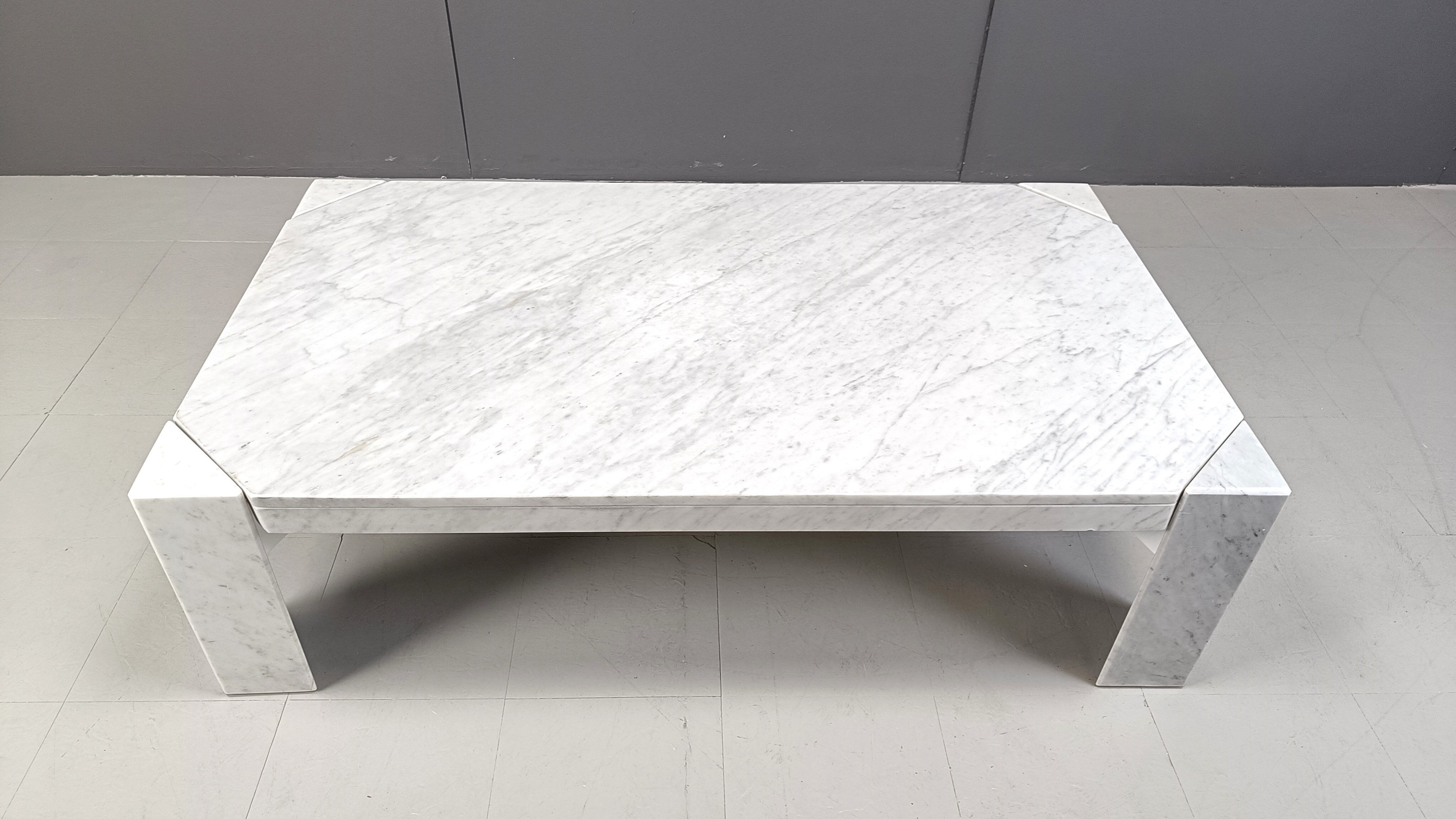 Vintage Italian marble coffee table, 1970s