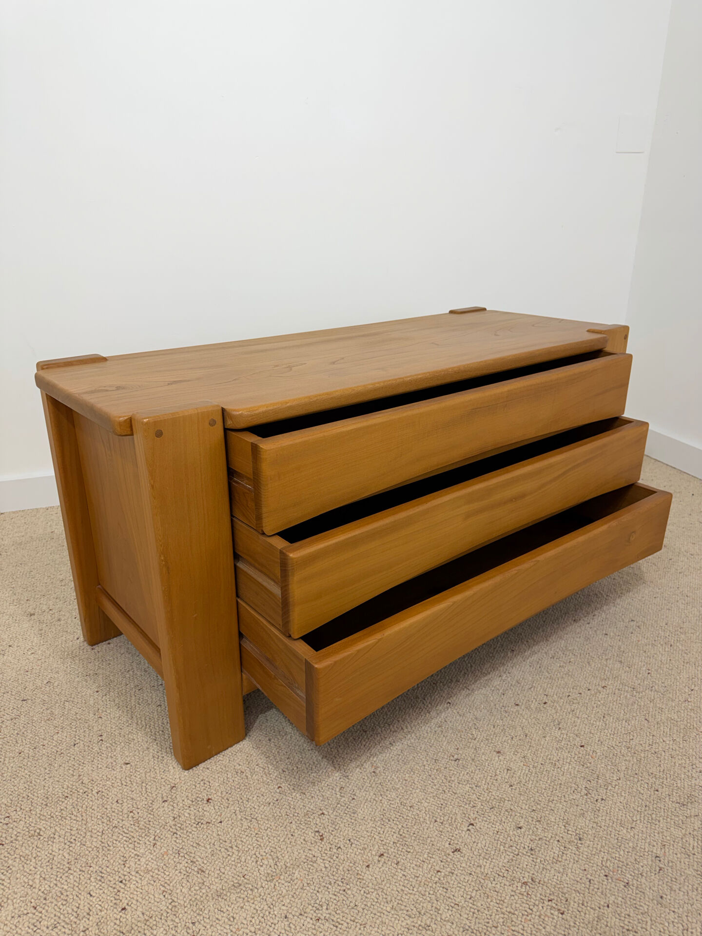 Commode vintage en orme – années 70