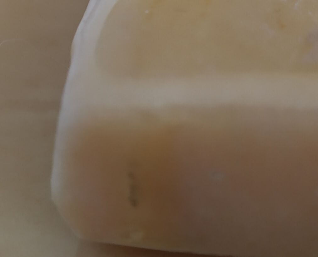 Alabaster harness brass foot