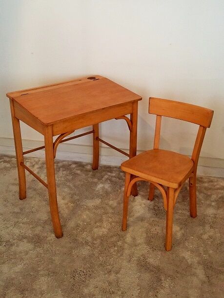 Chair and desk, child desk Baumann