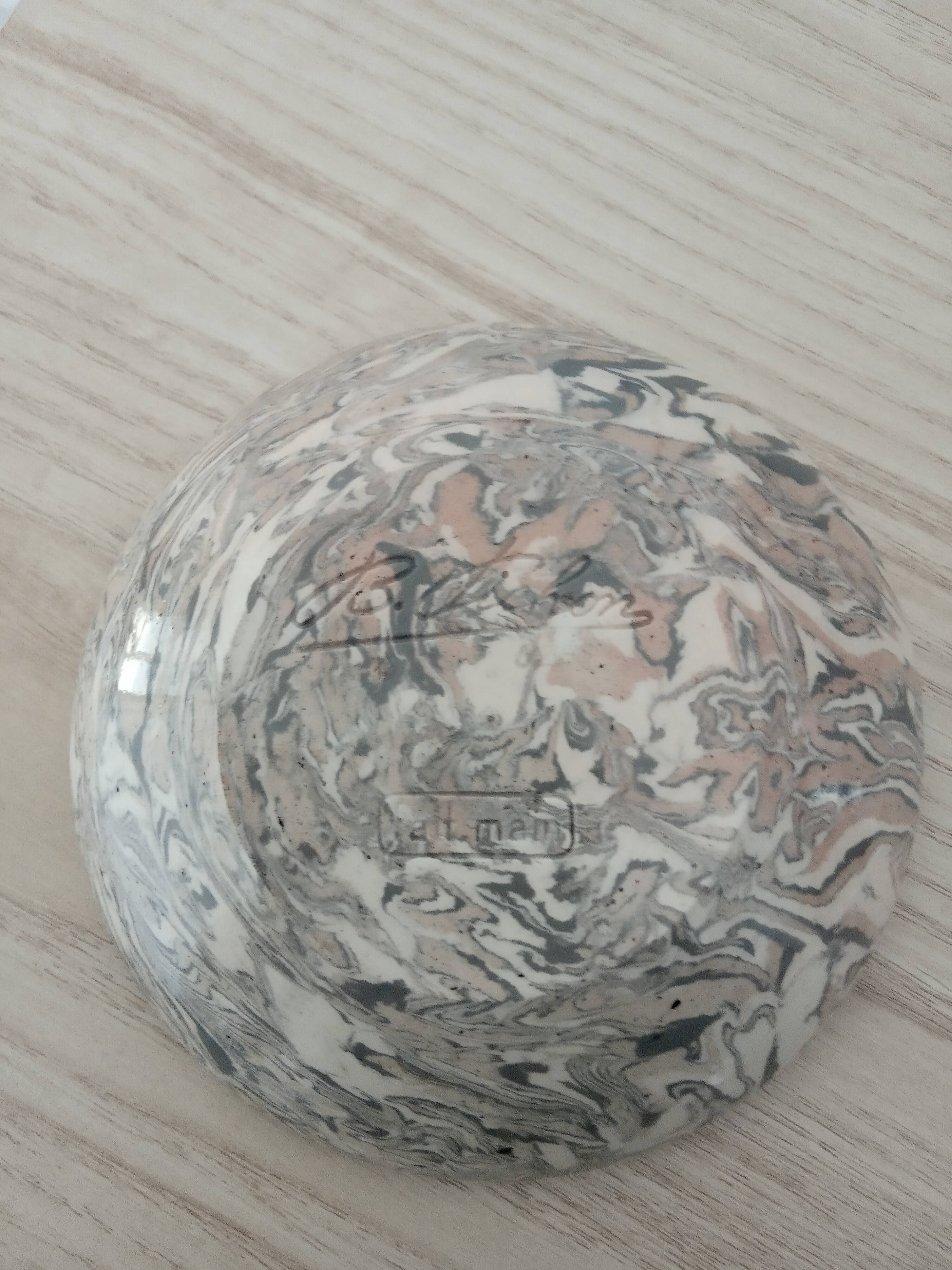 Ceramic ashtray "mixed earth" B. Pichon - Uzés. Handwritten signature.