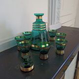 Carafe et verres à liqueur vert et doré verre ancien