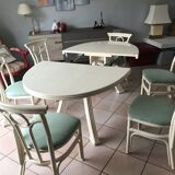 OVAL TABLE WITH TWO REMOVABLE EXTENSIONS AND 6 CHAIRS