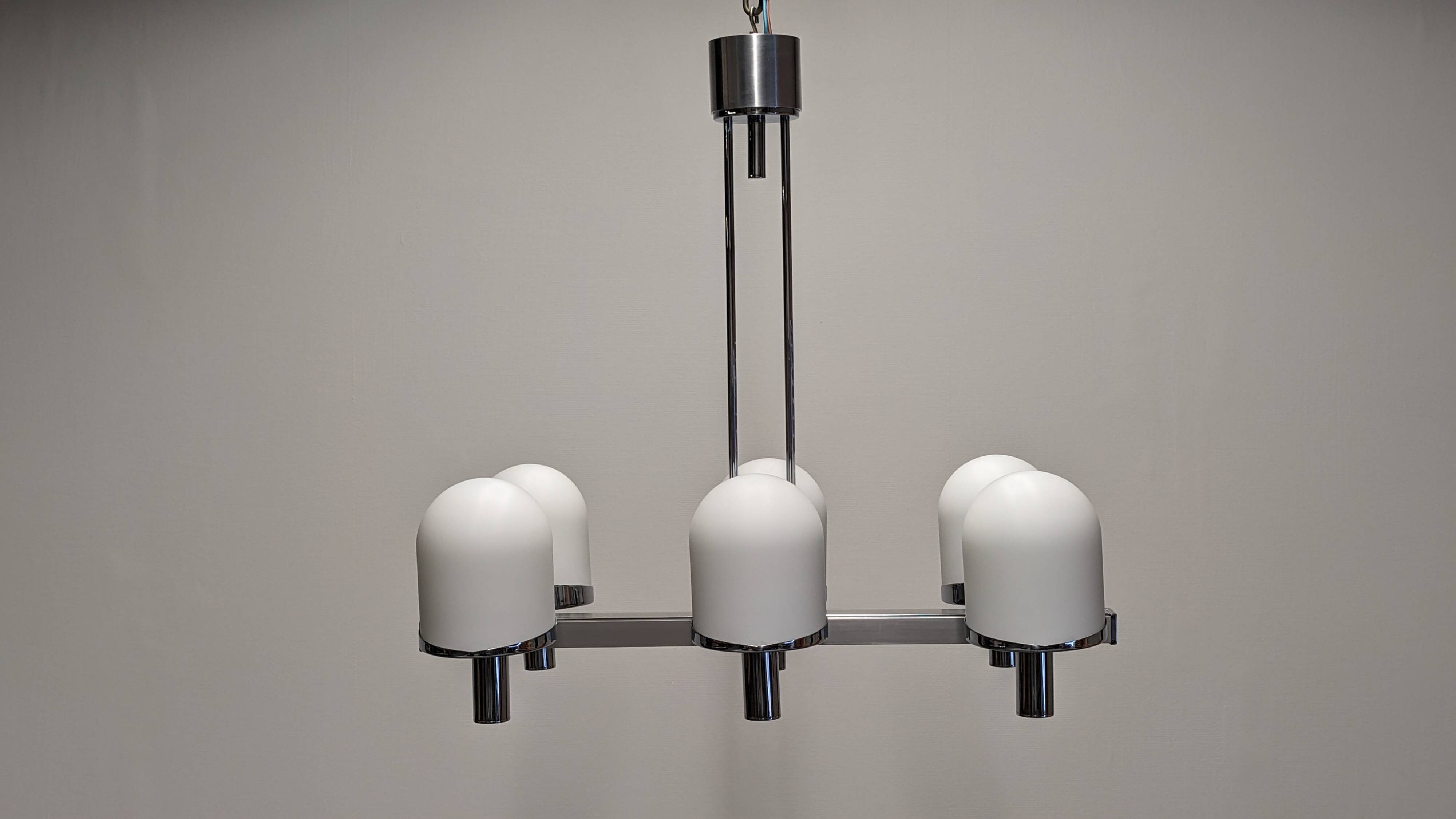 Space Age chandelier with 6 lights in white sandblasted opalines from the 60s/70s