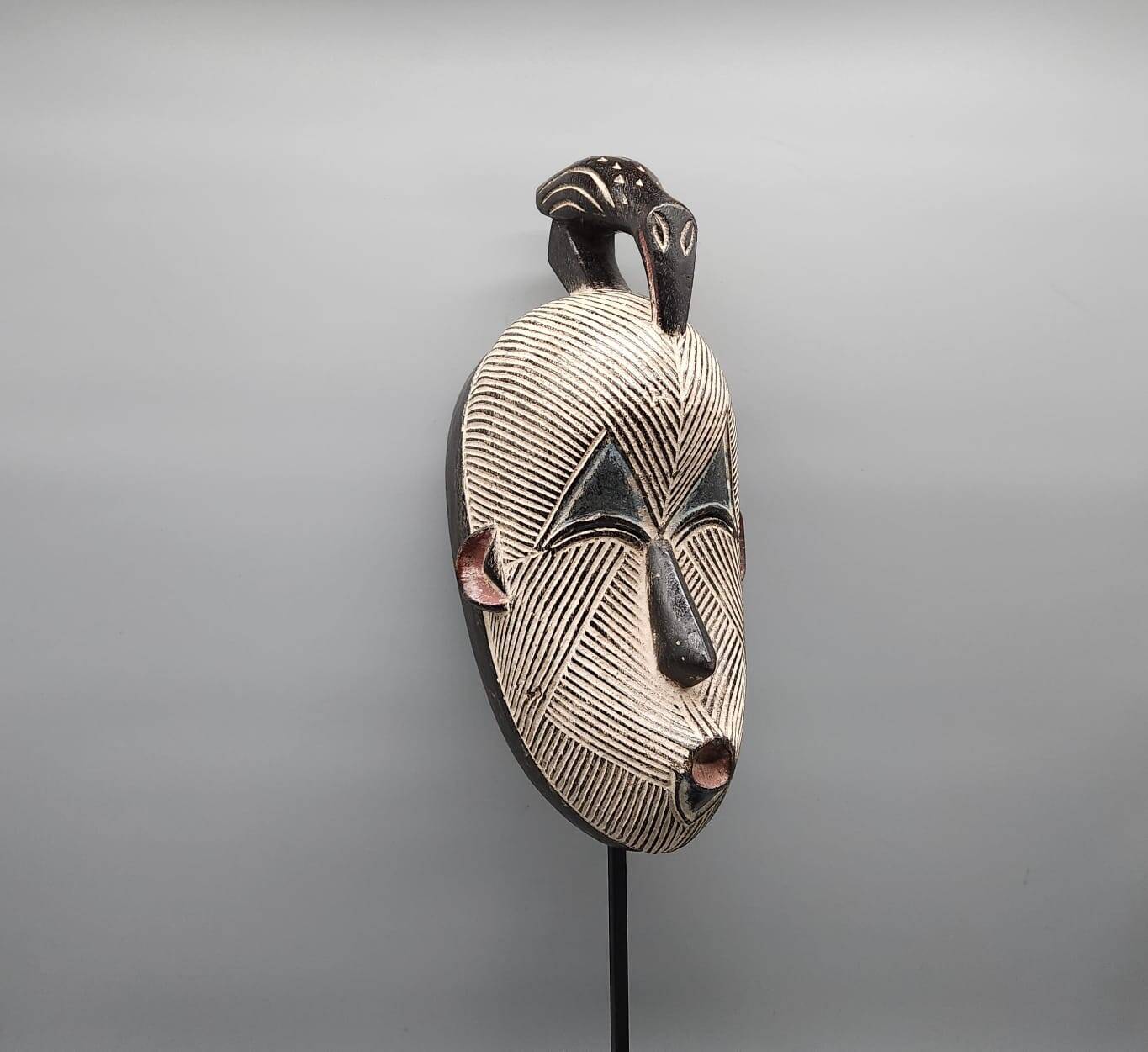 African mask