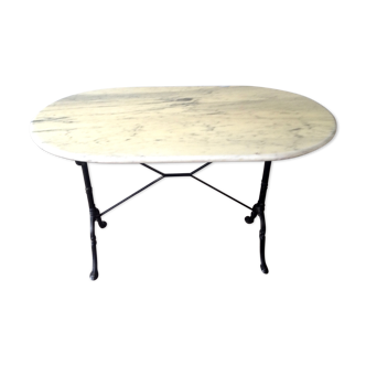 Bistro marble table