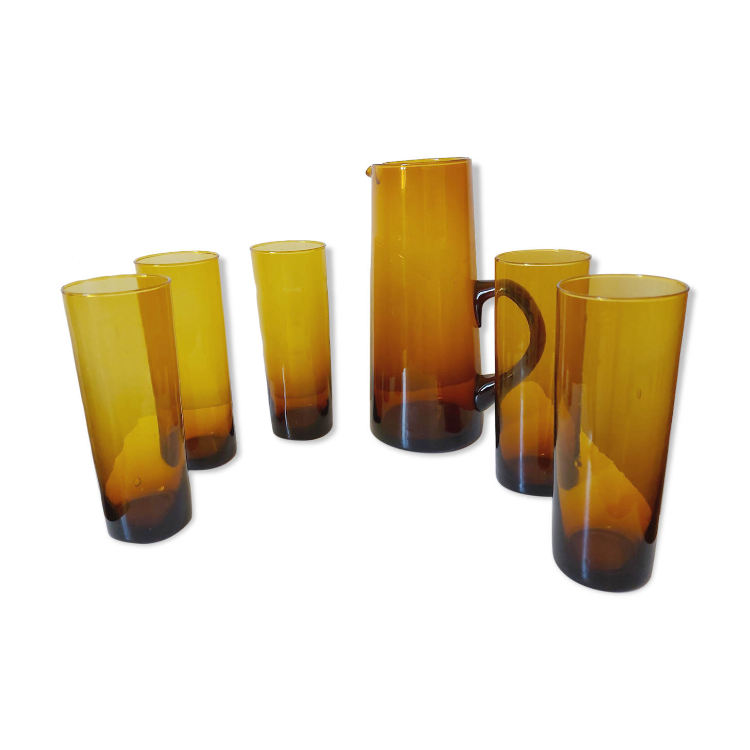 Set carafe and 5 amber glasses