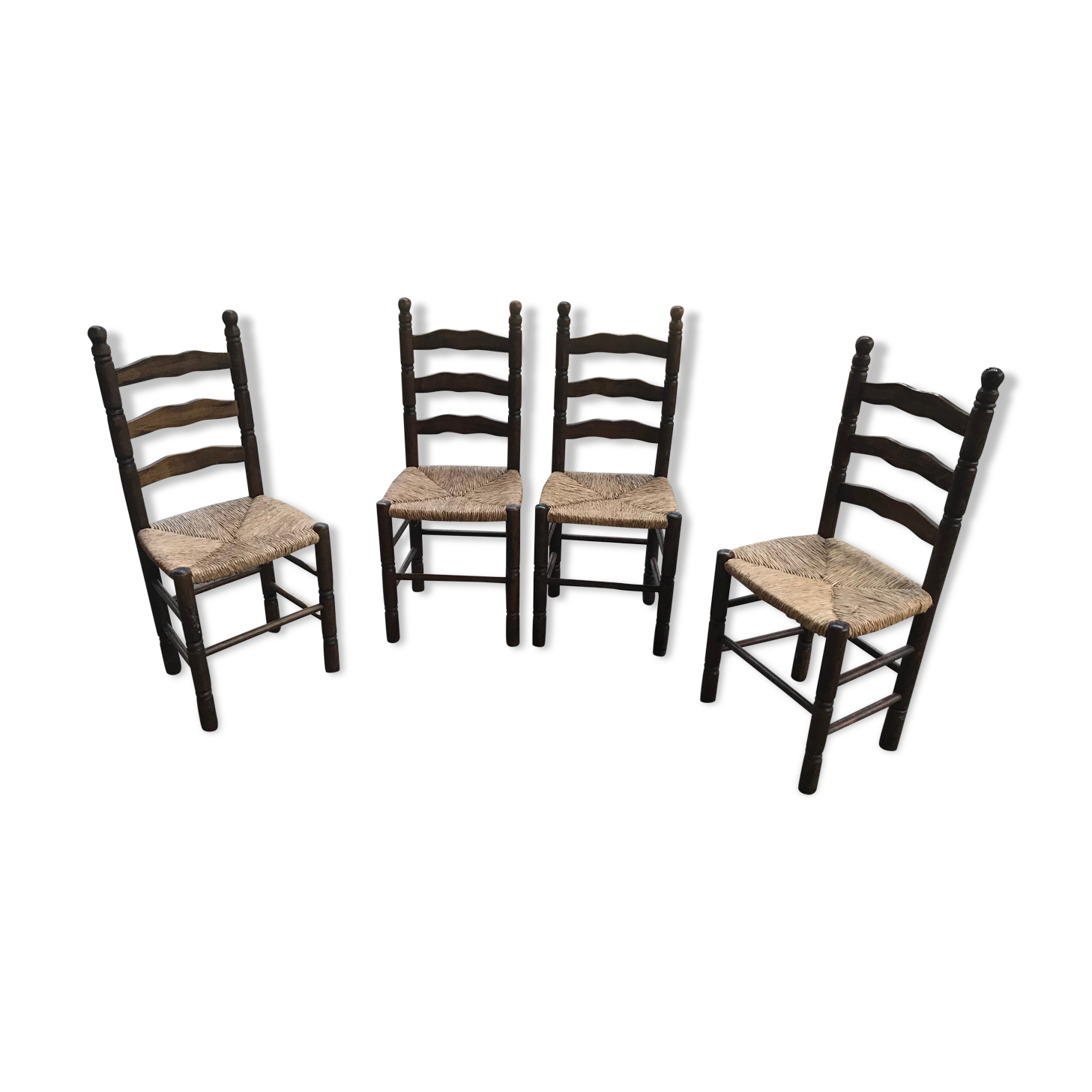 Suite of 4 rustic chairs mulched