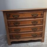 Oak chest of drawers