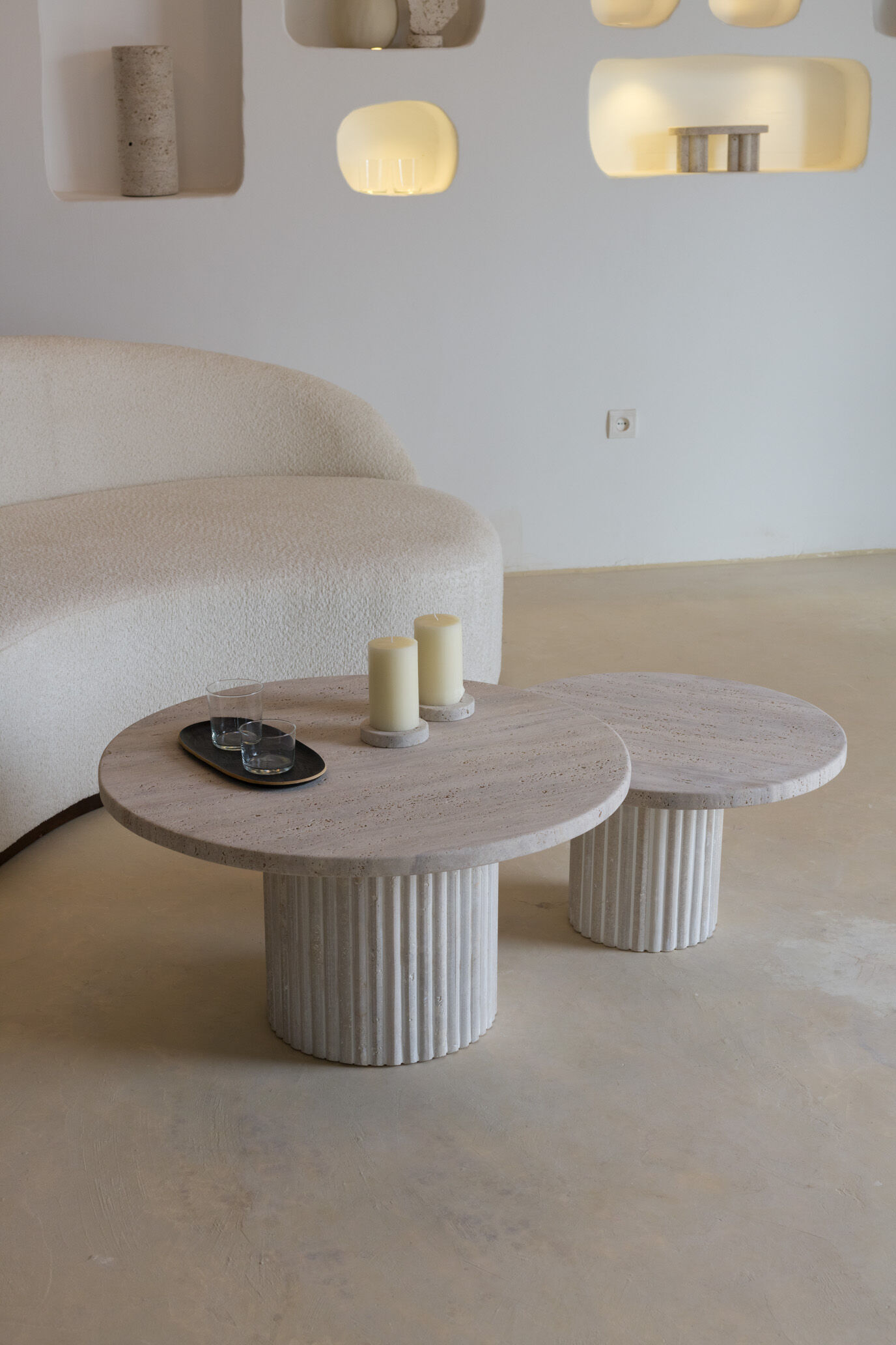 Omega nesting coffee tables