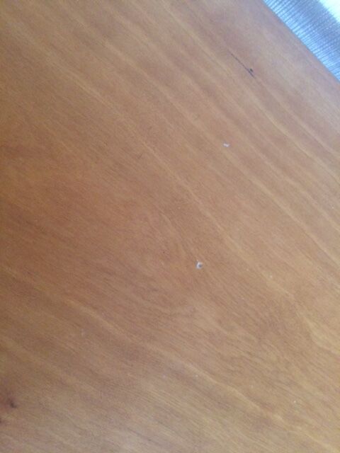 Design desk in Miss Cherry