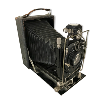 Old bellows camera