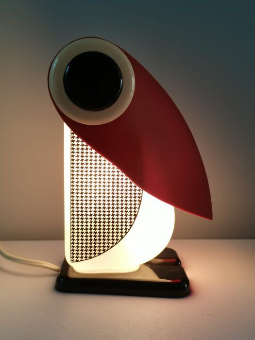 Fernando Cassetta Penguin lamp "Simcha"