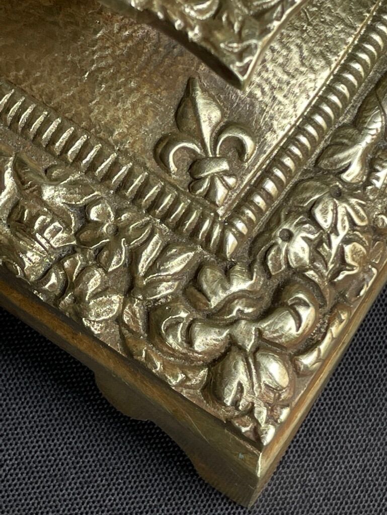 Pair of Napoleon III candle holders - Louis XIV style - Bronze (gilded)