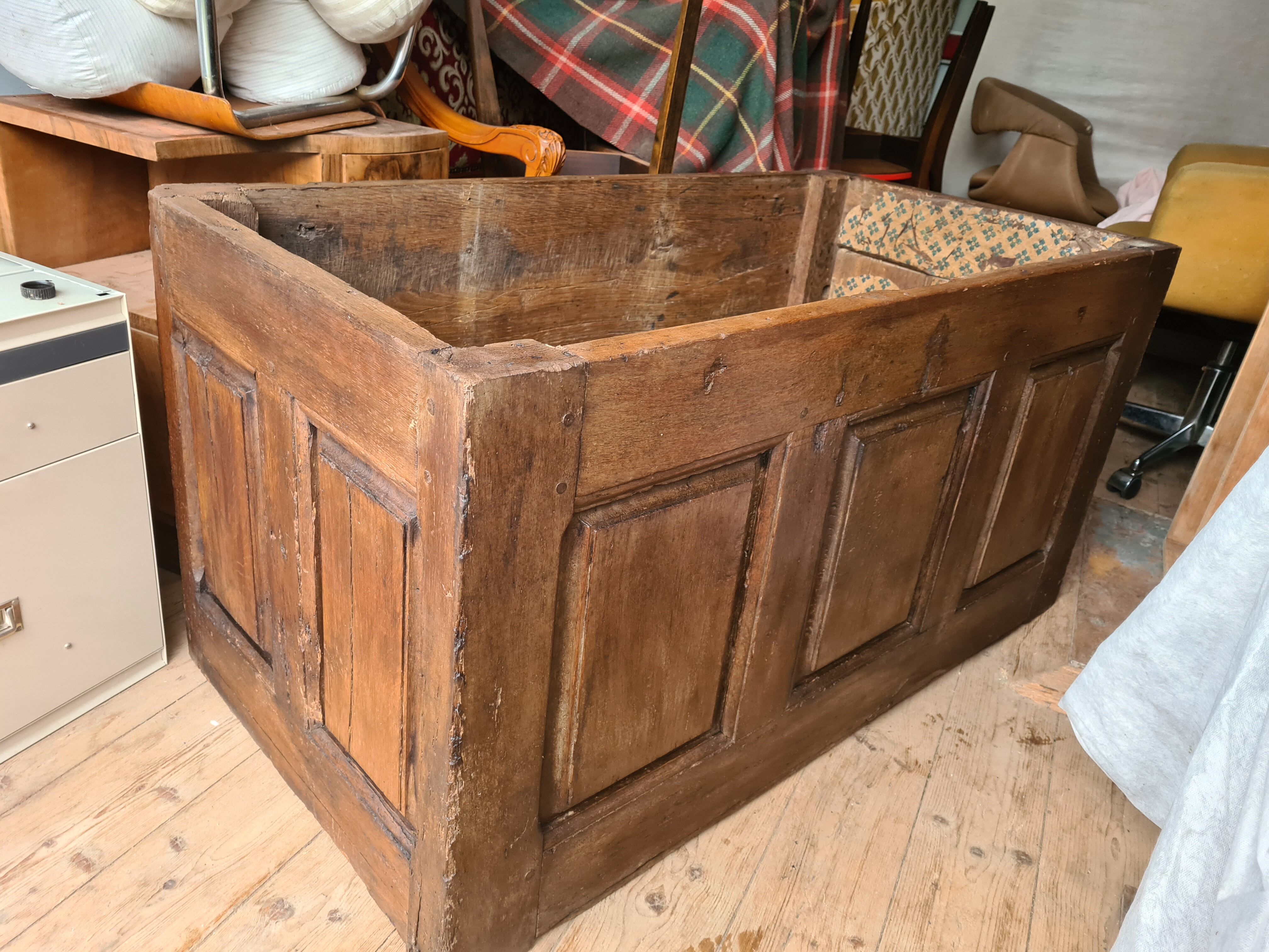 Coffre bois authentique