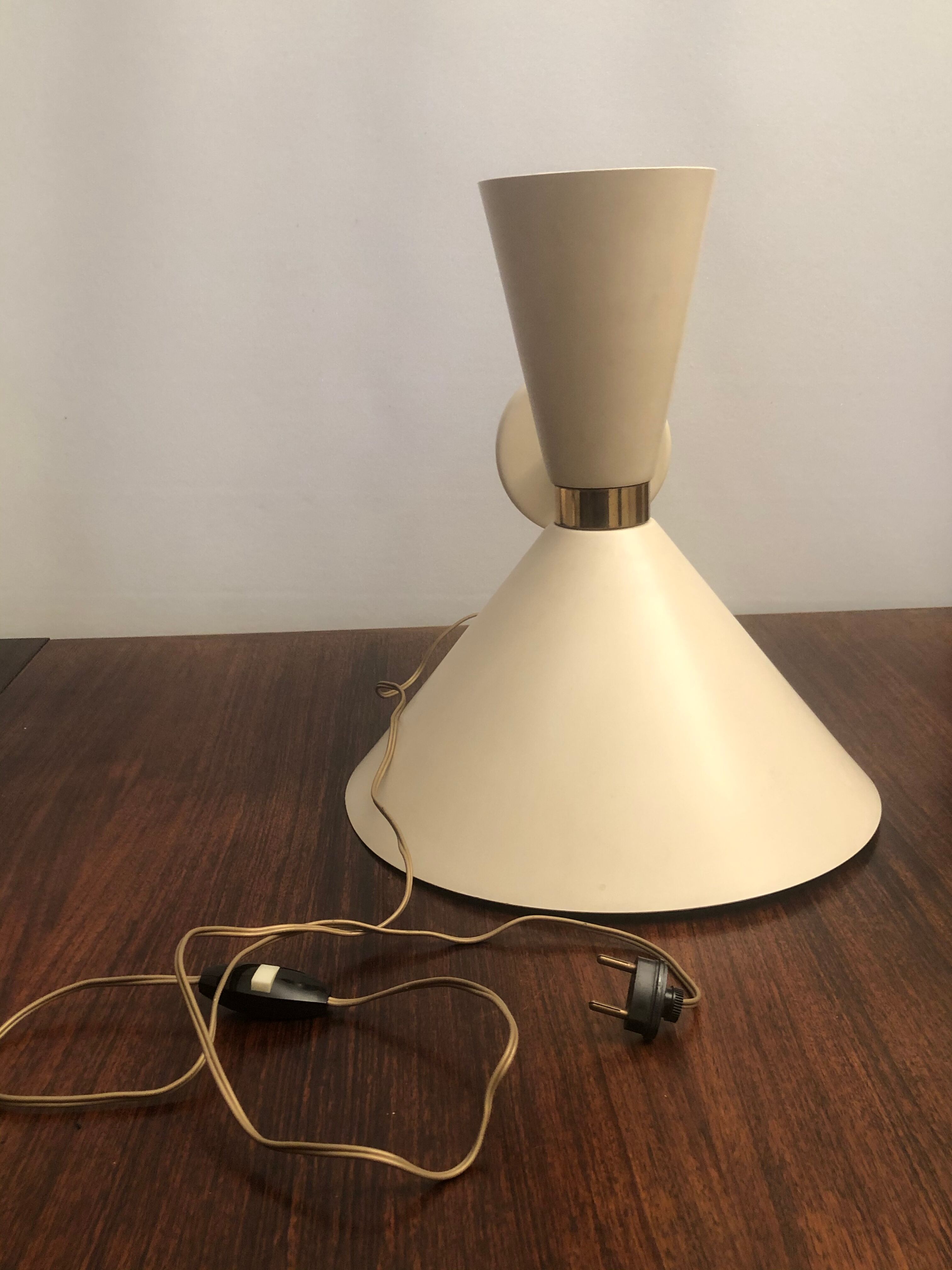 Diabolo sconce 50