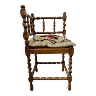 Vintage corner chair / corner chair / side chair