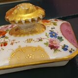 Paris porcelain teapot