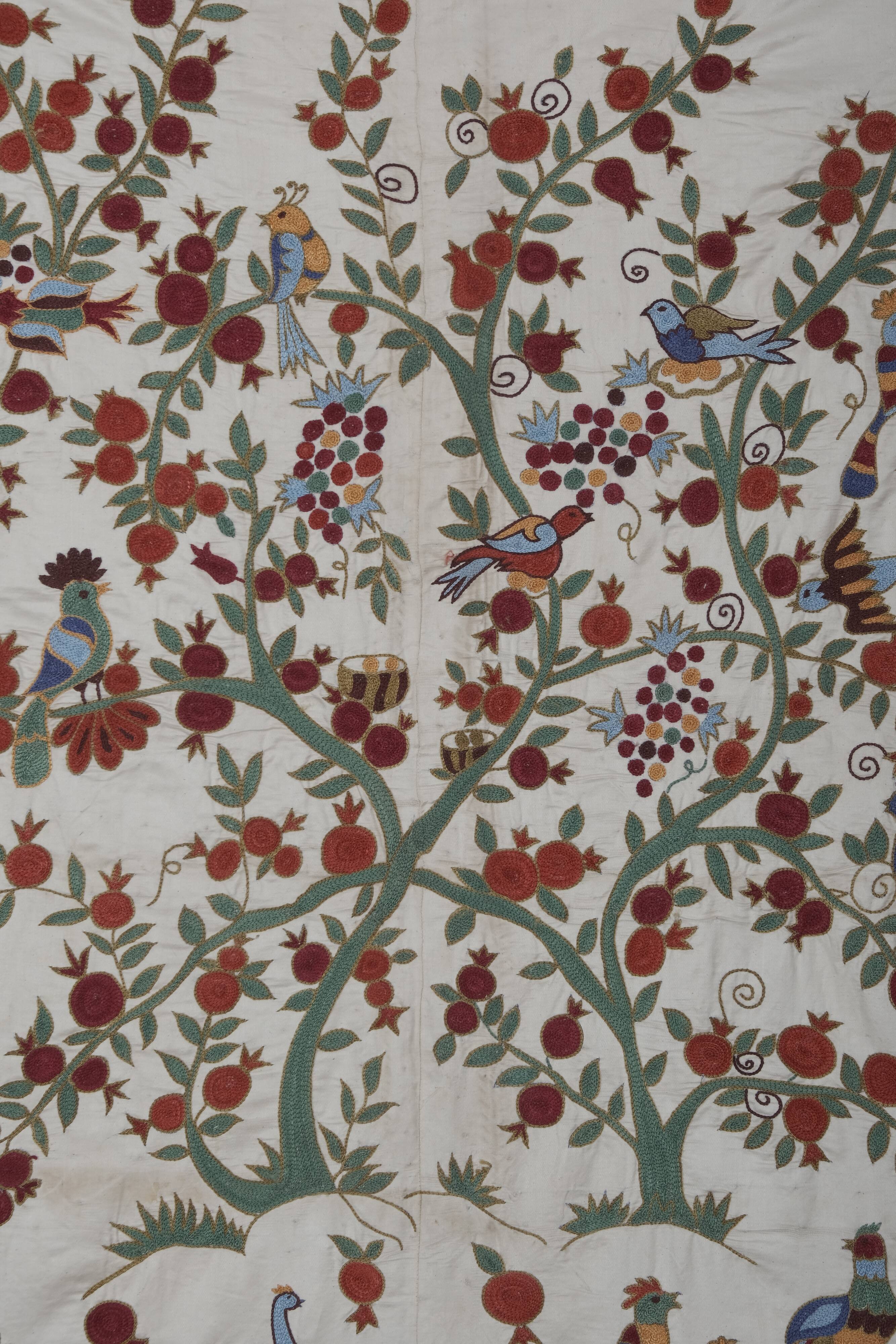 Suzani tapestry 110x133 cm