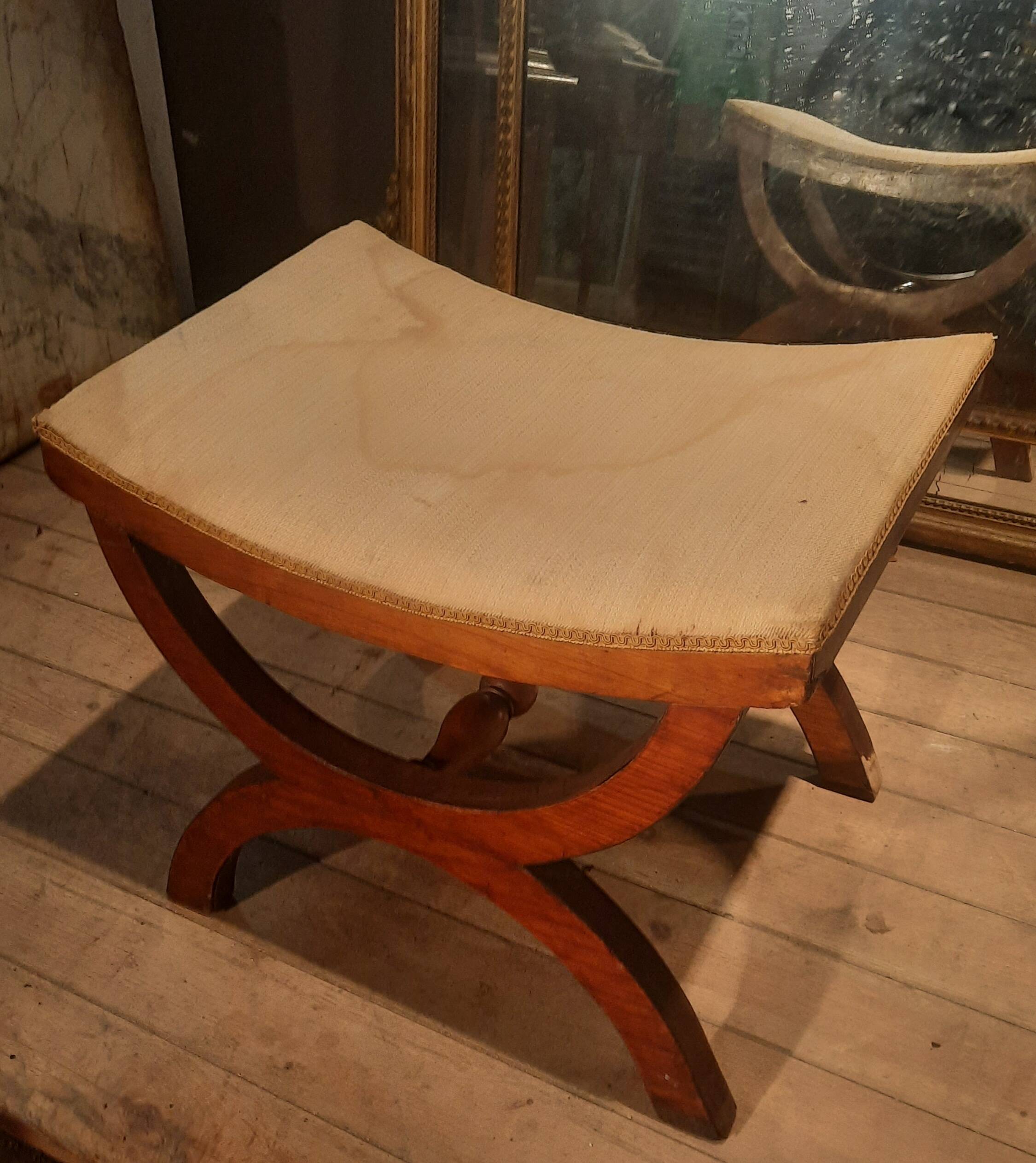 Stool X from the nineteenth century